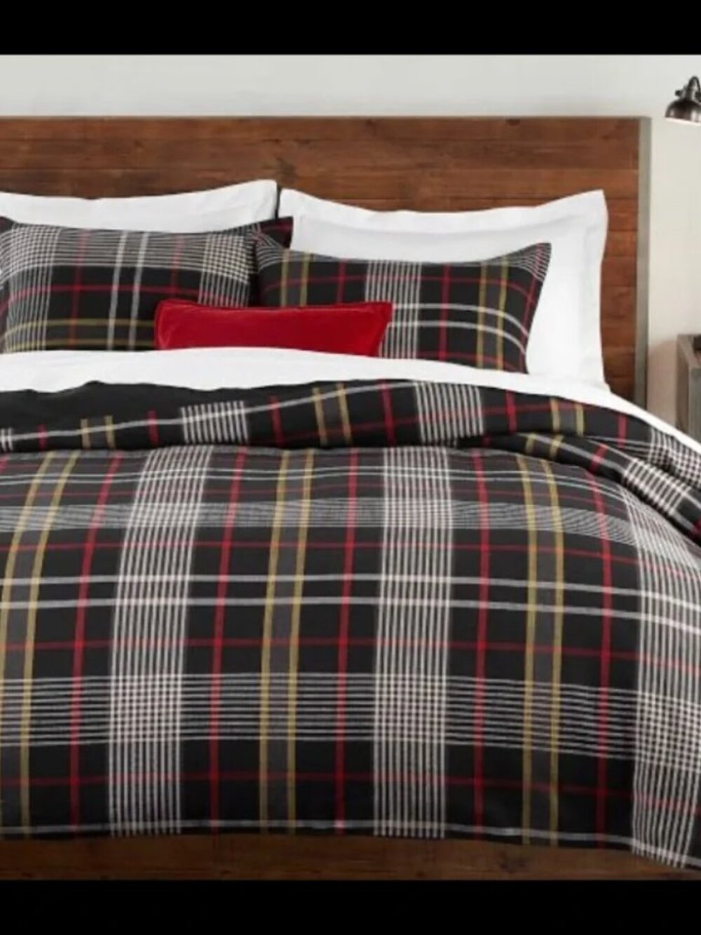 Pottery Barn Watch Plaid Duvet-Queen